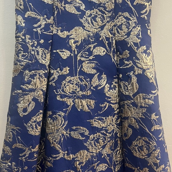 Aidan Aiden Mattox jacquard fit and flare sleeveless V-Neck long gown - Picture 4 of 8